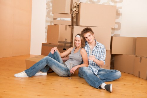 Local man with van service in Hammersmith for flat moves and deliveries