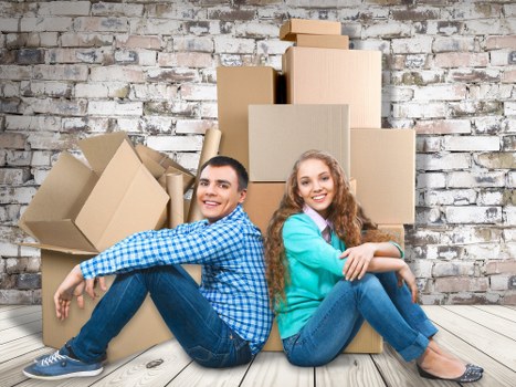 Removal van serving homes and businesses in Hammersmith